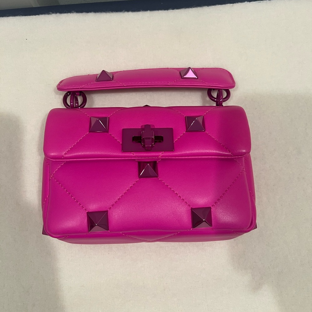 Authentic Valentino Hot Pink Quilted Mini Shoulder Bag with Studs - Picture 3 of 11